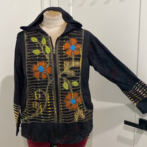 Rising International Patchwork Distressed Lightweight Hoodie Jacket | SZ Large - Picture 3 of 10